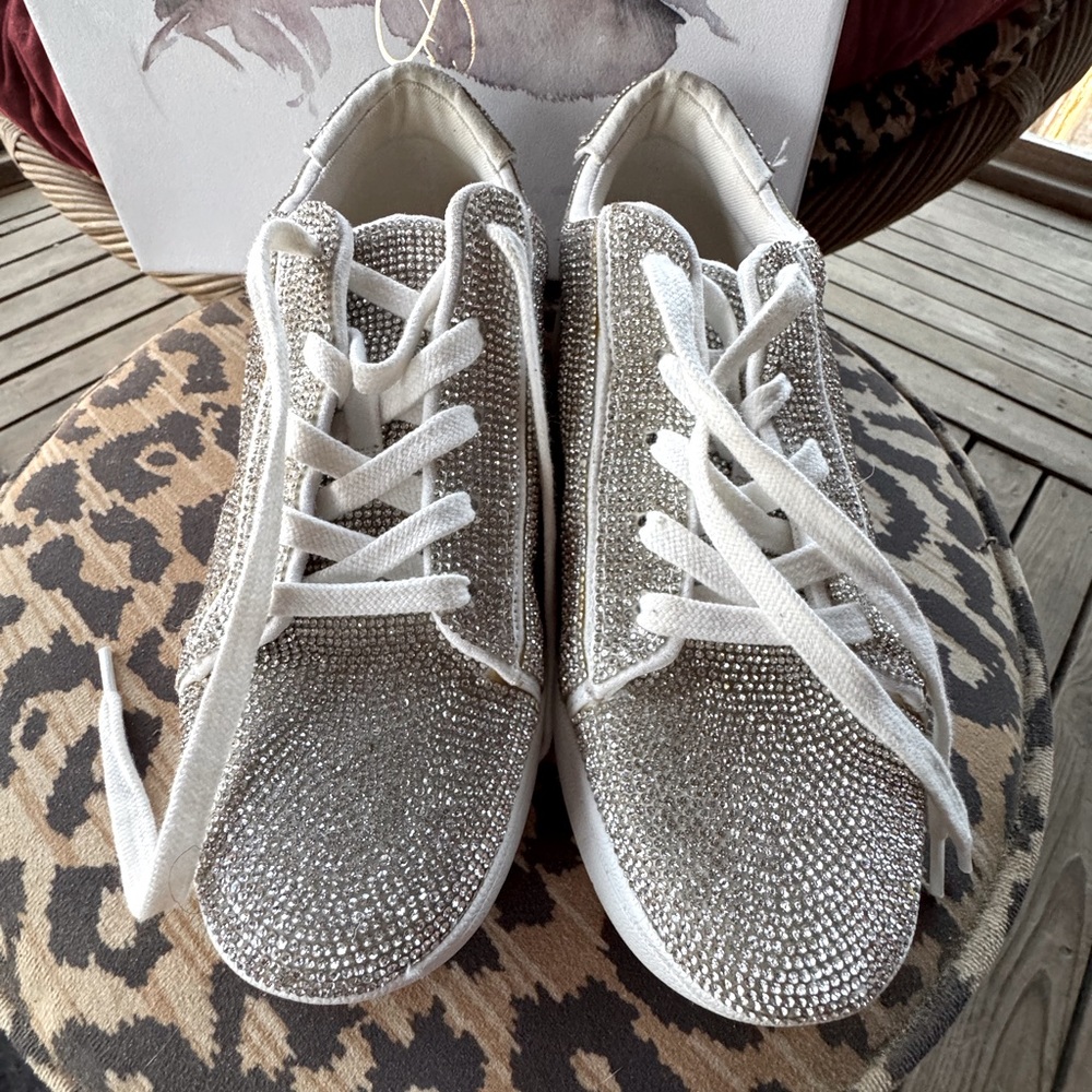 JESSICA SIMPSON SILESTA RHINESTONE SIZE 8 WORN ONCE